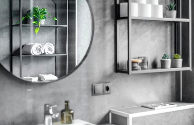 Pier Apartments - Photo 8