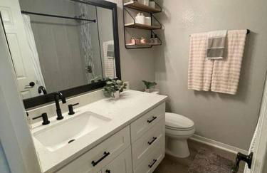 Spacious Austin Retreat for Families & Groups - Foto 41