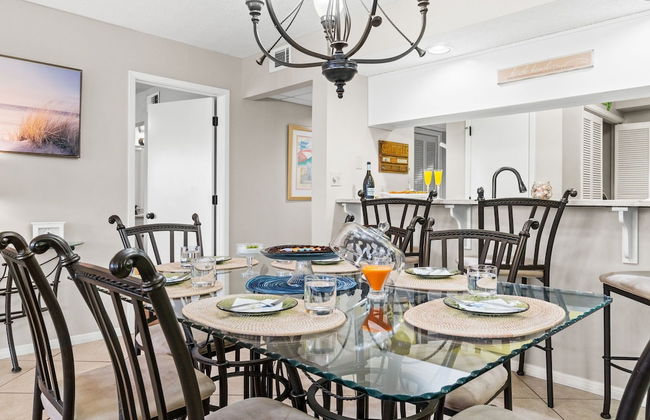 Edgewater Beach Resort #207 Tower 2 by Book That Condo - Foto 101