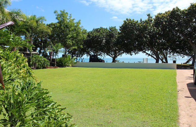 Essence Beachfront Retreat - Photo 15