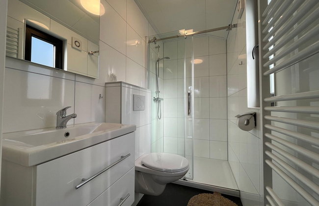 Cozy Chalet With Dishwasher, Adjacent to the Hoge Veluwe National Park - Foto 10