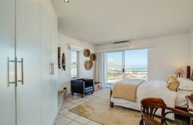 Immaculate Penthouse w Views Splash Pool CBT Penthouse - Photo 18