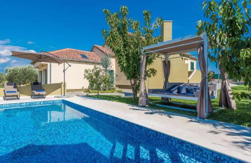 Villa Field Hill with Swimming Pool and Tennis Court - Foto 9