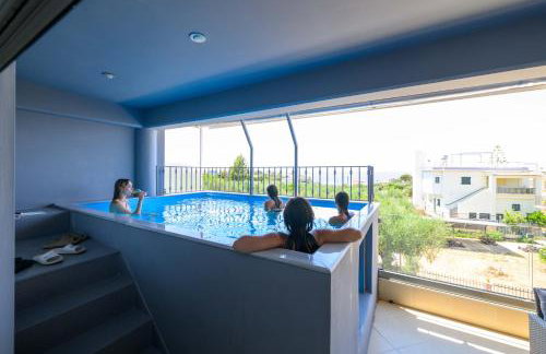 Grand Suites with Private Pools - Photo 4