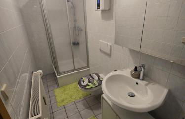 Ferienwohnung, Apartment, Monteurwohnung mit Klimaanlage Wettin-Löbejün - Foto 18