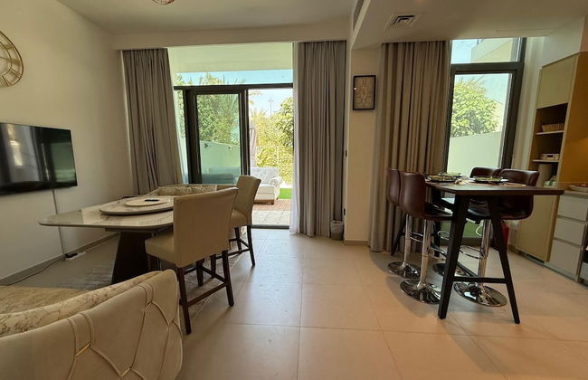 Elegant Stay in Ranches Villa - Photo 24