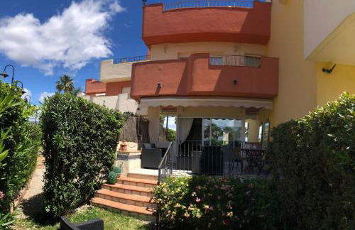 Garden Beach Townhouse - Photo 8