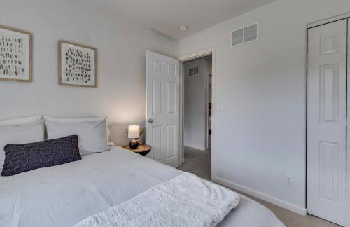 Cozy Home with Sauna 5 bedrooms 3 bathrooms Sleeps 12 - Foto 25