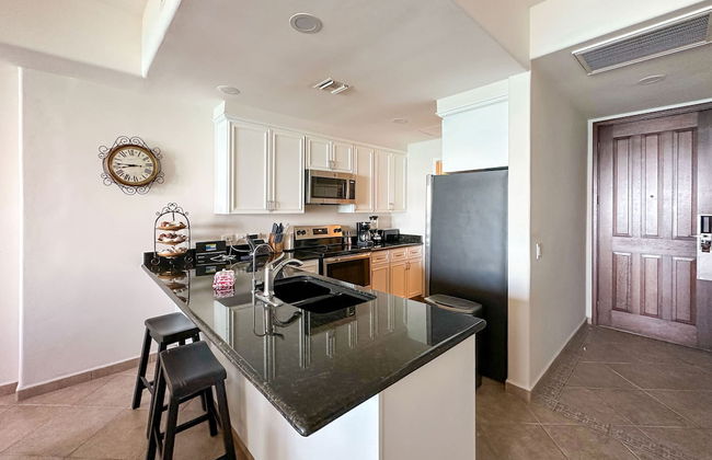 Beach Bliss Retreat 2BR Beachfront Condo - Foto 10