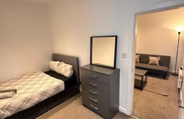 2 Bed Apartment-Parking -walk to city centre -birmingham - Foto 8