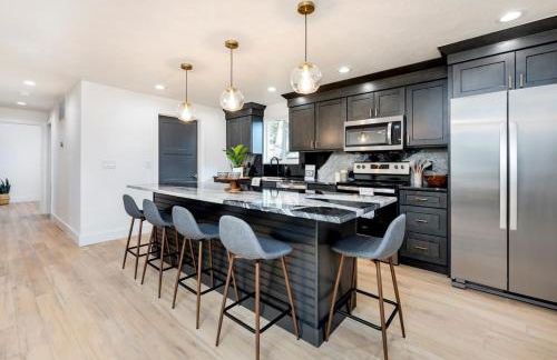 Mid Century Modern Boise-River Bungalow w/ Hot Tub - Foto 7