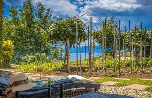 Terra Magica Deluxe Apartment OR Room with Private Parking, Terrace and Sea View - Foto 3