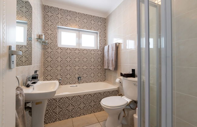 Lagoon Beach Penthouse - Photo 18