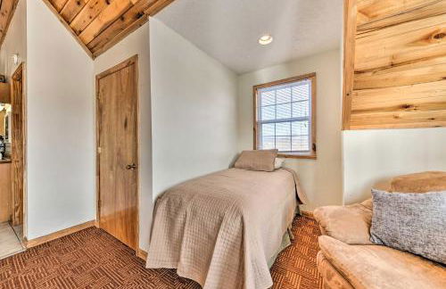 Ski-InandSki-Out Ghent Cabin with Mountain Views! - Foto 25