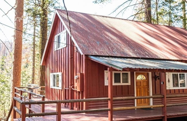 Red House - Minutes to Shaver Lake! - Foto 1
