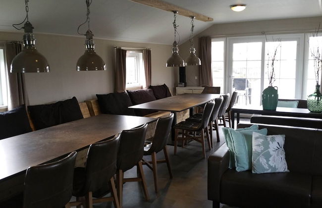 Pondside Stay w/ Kitchen - Photo 13