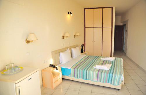 Creta Mare Hotel - Photo 59