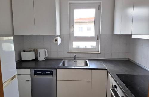 Ruhige und praktisch möblierte 2 Zi Wohnung 52 qm - Foto 10