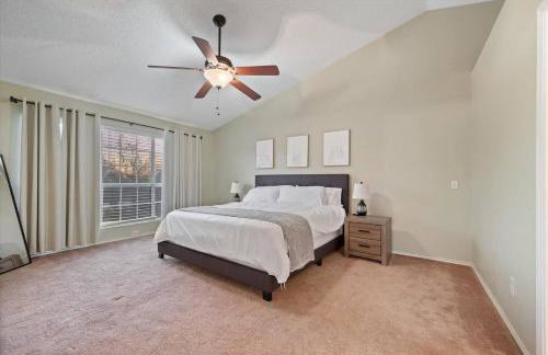 Brand New Stay! Pool • Hot Tub • Game Room Retreat - Foto 35