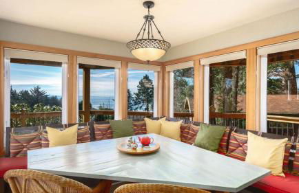 Coastal Getaway in Manzanita w Fire Pit, Guest House & Views Seagrove by Avantstay - Foto 24