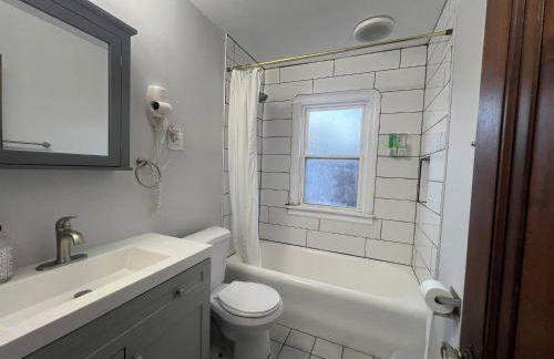 Super close to Cleveland Clinic Fairview Colibri - Foto 24