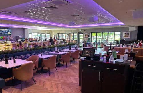 Hares Haven pet friendly sleeps 6 - Foto 65