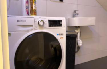 STN Deluxe Suite - Ferienwohnung mit 2 Schlafzimmer & Parkplatz, Highspeed WLAN, Netflix Premium, Zentral zu Audi & Schwarz Gruppe - Foto 18