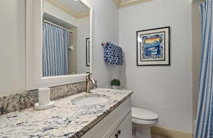 Sunset Sanctuary 2 Bedroom Condo by RedAwning - Foto 56