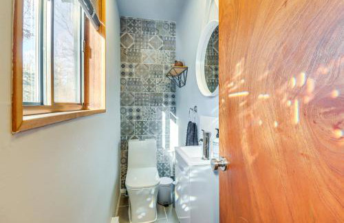 Private Spa, Fire Pit and Deck Poconos Home! - Foto 22