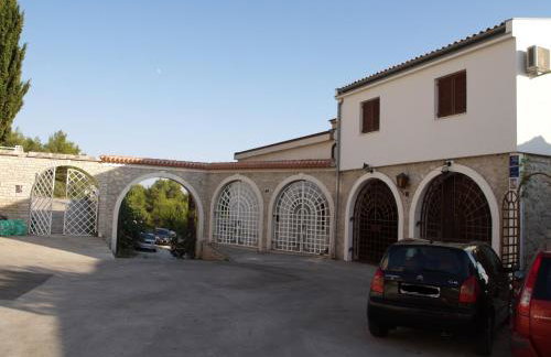 Vila Marija-Roza - Photo 11