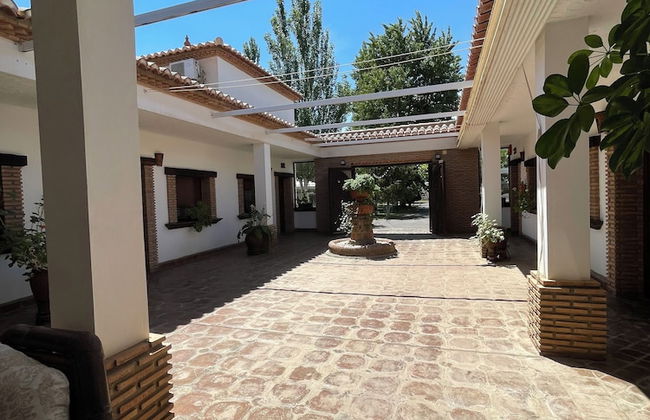 La Hacienda del Marquesado - Photo 1