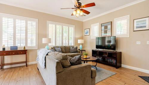 Amazing Gilbert home 3 Bed 2 and half Bath sleeps 8 2 car garage - Foto 3