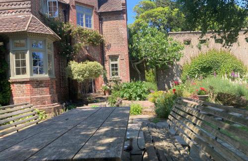 The Walled Garden by Huluki - Foto 42