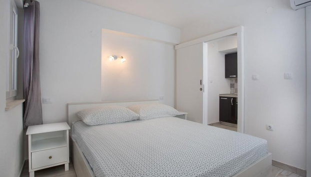 Serious Job Apartment - One Bedroom Apartment with Shared Terrace ve i - Foto 3, Habitación