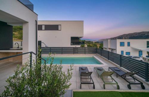 Villa Marina with a Pool - Foto 41