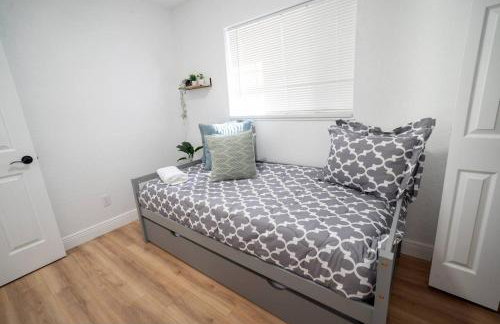 Tranquil and Sunny 4BR Getaway Home - Foto 29