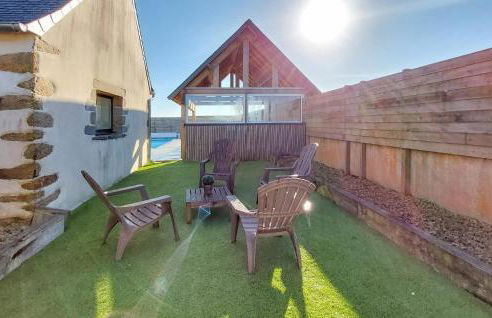 Lovely Home In Guisseny - Photo 9