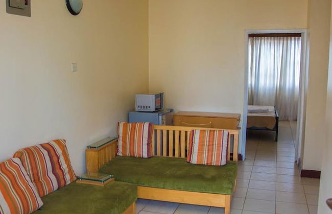 Shumuk Hotel and Apartments - Photo 16