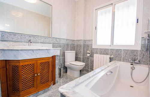 Cubo's Villa Yedra Guadalmar - Photo 40