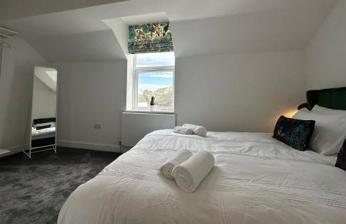 Clock Tower Apartment No4 - Photo 4