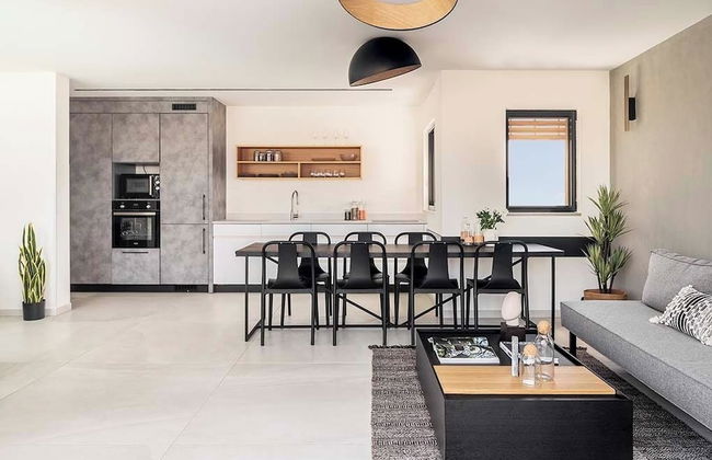 Mr. Louis - By TLV2GO - Photo 59