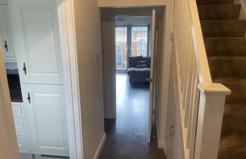 River House 2BR 1 bathroom downstairs toilet Parking St Neots Town Centre - Foto 24