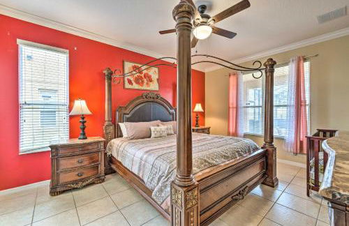 Spacious Family Home with Spa in Davenport! - Photo 33