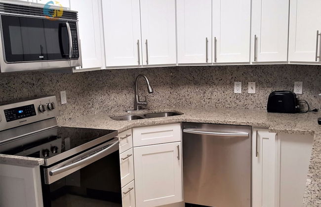 Alexander 510 2 Bedroom Apts by RedAwning - Foto 12