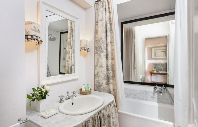 Large Beautiful Villa in Tuscan Hills of Chianti Stunning Gardens and Large Pool - Foto 50