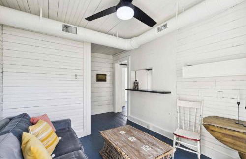 Historic Galveston homes, close to all the island has to offer - Foto 28