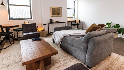 Luxury Downtown Apt with Parking, Gym, and Lap Pool - Foto 4