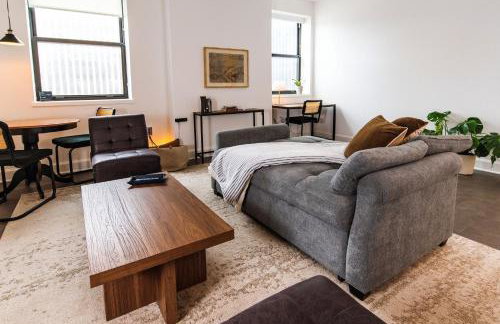 Luxury Downtown Apt with Parking, Gym, and Lap Pool - Foto 4