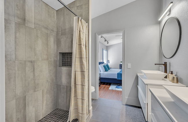 Villa - 8 Bedrms 5 Bths 15 Beds - Foto 38