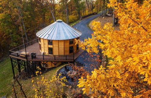 Skyline Yurt: Hot Tub~Wood Stove~WiFi~EVcharger - Foto 37